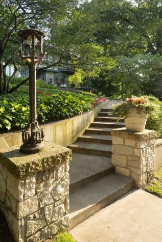 2617 Dean Parkway Minneapolis MN 55416