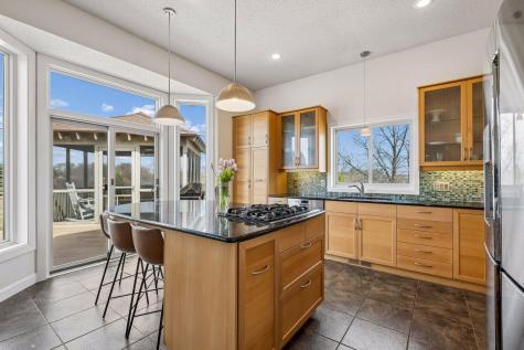 2378 Manuela Drive Chaska MN 55318