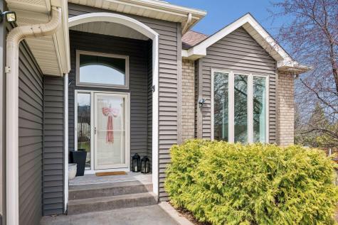 2378 Manuela Drive Chaska MN 55318