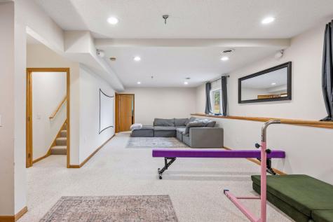 2378 Manuela Drive Chaska MN 55318