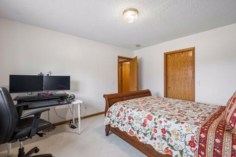 2378 Manuela Drive Chaska MN 55318