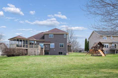 2378 Manuela Drive Chaska MN 55318