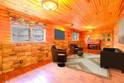 563 Milwaukee Road Shakopee MN 55379