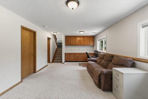 9325 Andrea Drive Woodbury MN 55125