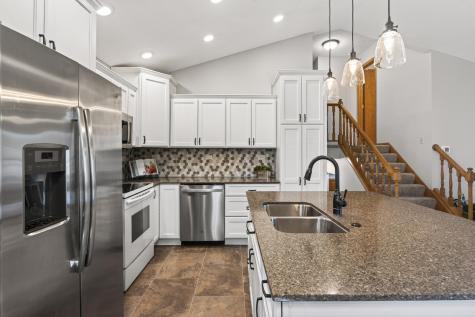 9325 Andrea Drive Woodbury MN 55125
