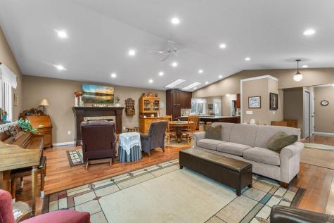 2998 Burnside Avenue Eagan MN 55121