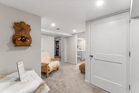2998 Burnside Avenue Eagan MN 55121