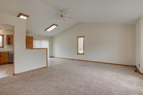 560 41st Avenue S Moorhead MN 56560