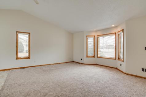 560 41st Avenue S Moorhead MN 56560