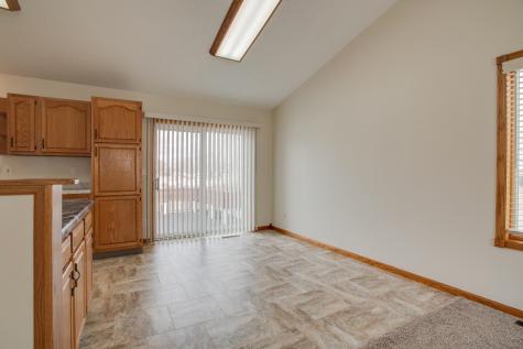 560 41st Avenue S Moorhead MN 56560