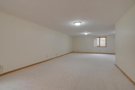 560 41st Avenue S Moorhead MN 56560