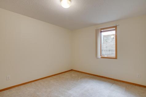 560 41st Avenue S Moorhead MN 56560