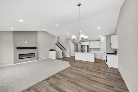915 Yellowcrest Street SW Delano MN 55328