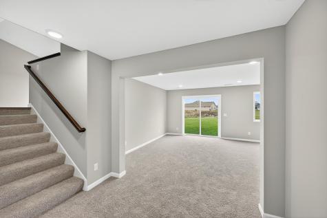 915 Yellowcrest Street SW Delano MN 55328