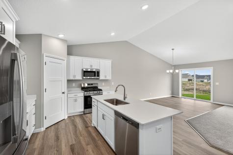 915 Yellowcrest Street SW Delano MN 55328