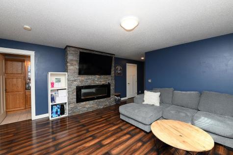 4254 39 1/2 Avenue S Fargo ND 58104