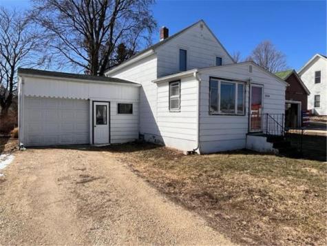 1004 E Main Street Caledonia MN 55921