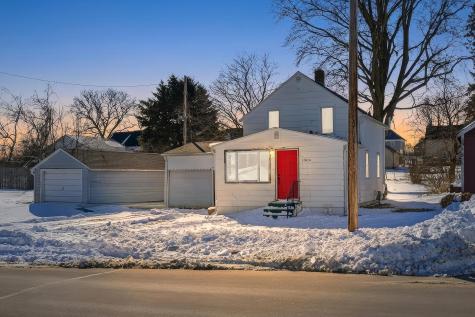1004 E Main Street Caledonia MN 55921