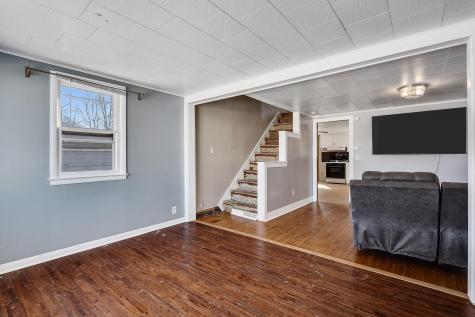 1004 E Main Street Caledonia MN 55921