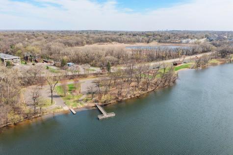3090 Hamline Avenue N Roseville MN 55113