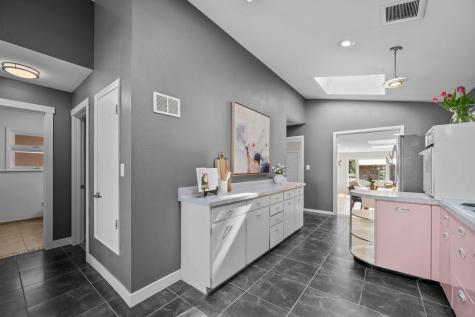 3090 Hamline Avenue N Roseville MN 55113