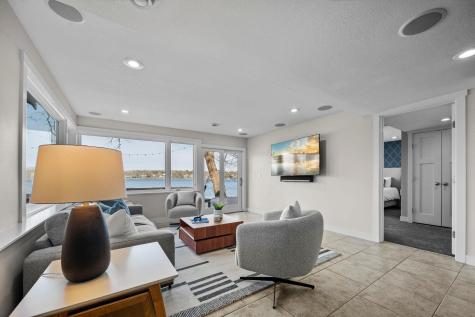 3090 Hamline Avenue N Roseville MN 55113