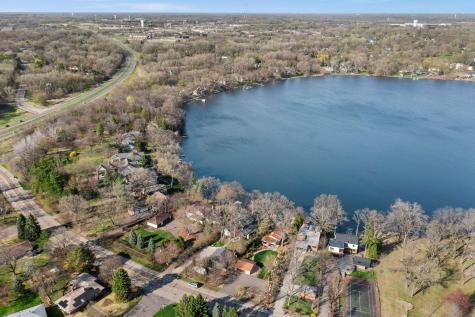 3090 Hamline Avenue N Roseville MN 55113