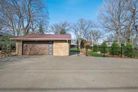 3090 Hamline Avenue N Roseville MN 55113