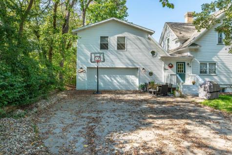 322 3rd Avenue SE Pelican Rapids MN 56572