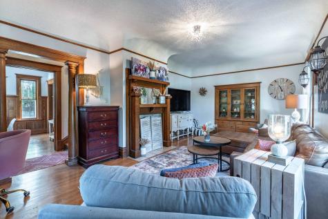 322 3rd Avenue SE Pelican Rapids MN 56572