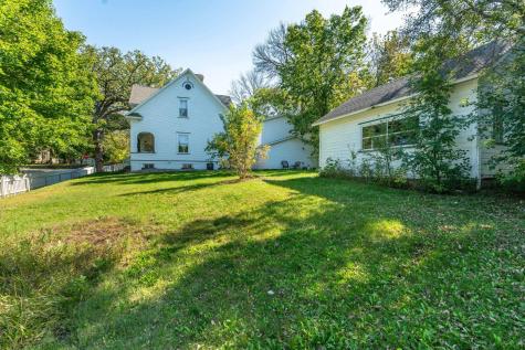 322 3rd Avenue SE Pelican Rapids MN 56572