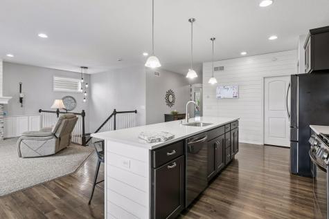 20890 Goodhue Way Lakeville MN 55044