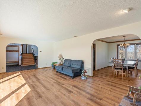 24732 Us Frontage Staples MN 56479