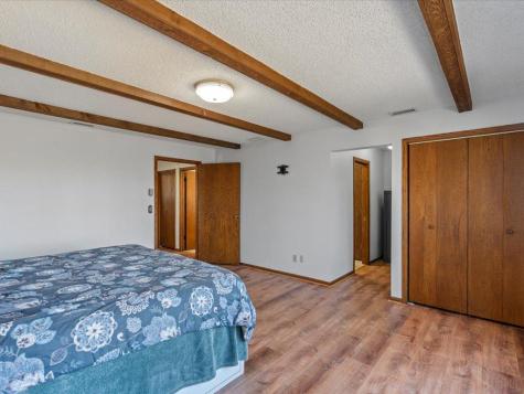 24732 Us Frontage Staples MN 56479