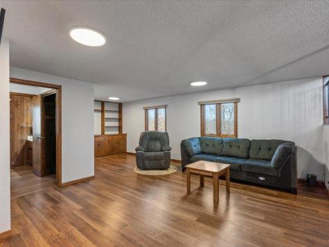 24732 Us Frontage Staples MN 56479
