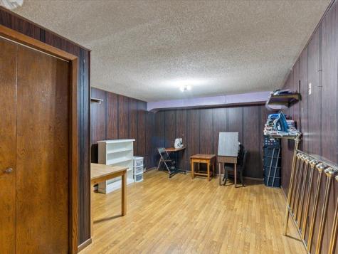 24732 Us Frontage Staples MN 56479