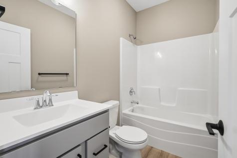 17936 Gresford Lane Lakeville MN 55044