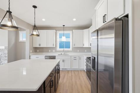 17936 Gresford Lane Lakeville MN 55044