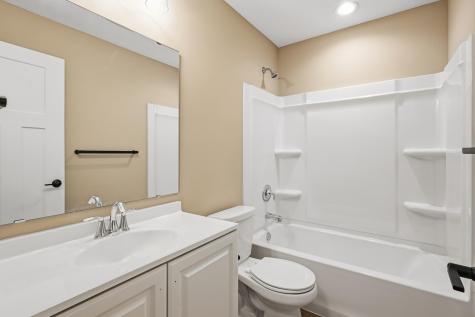 17936 Gresford Lane Lakeville MN 55044