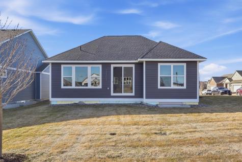 17936 Gresford Lane Lakeville MN 55044