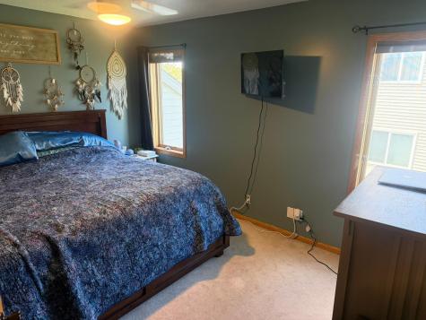 125 Sandstone Drive NW Eyota MN 55934