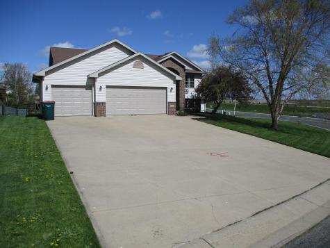 125 Sandstone Drive NW Eyota MN 55934