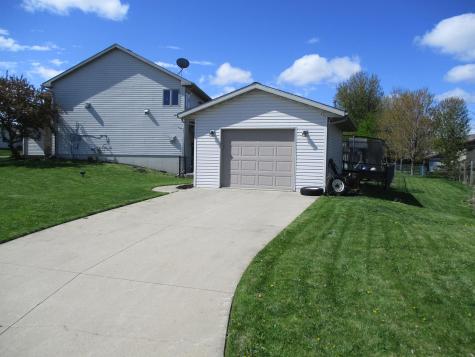 125 Sandstone Drive NW Eyota MN 55934