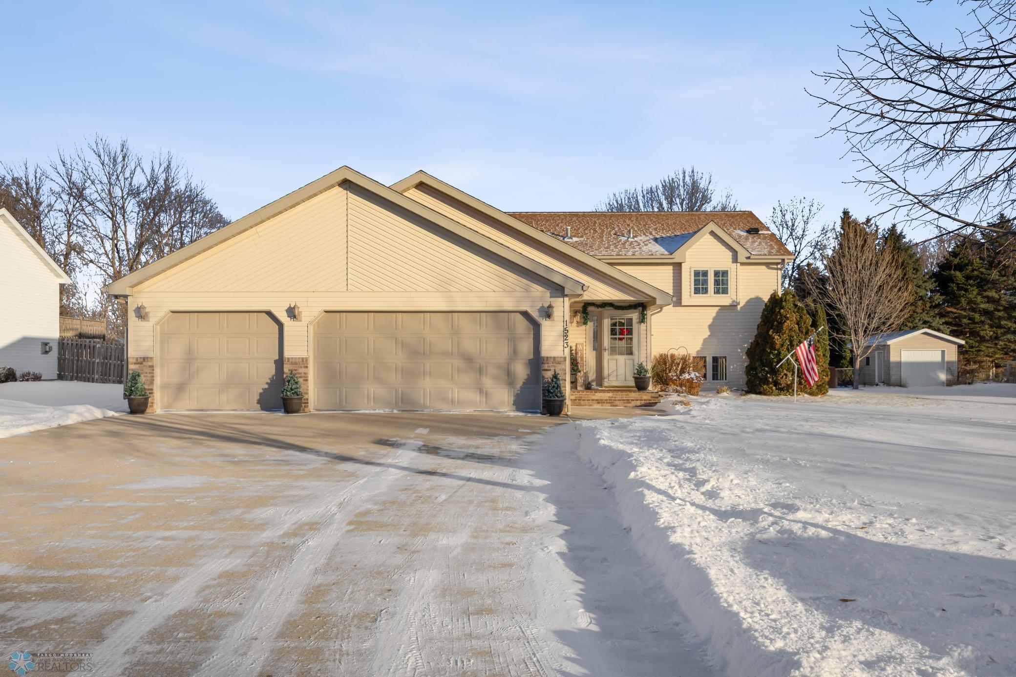 1523 Sunset Boulevard Hawley MN 56549