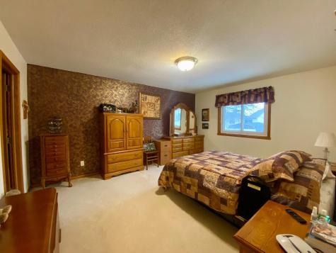 722 14 1/2 Avenue E West Fargo ND 58078