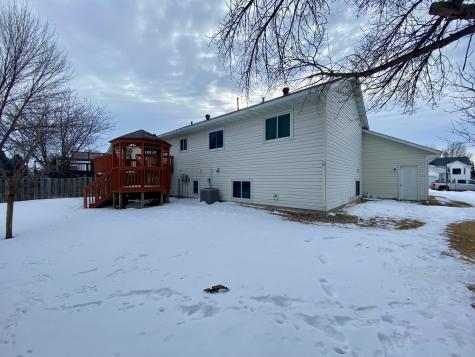 722 14 1/2 Avenue E West Fargo ND 58078