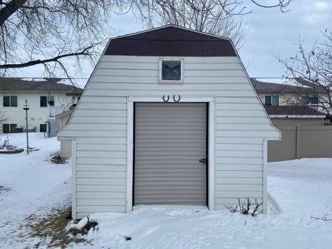 722 14 1/2 Avenue E West Fargo ND 58078