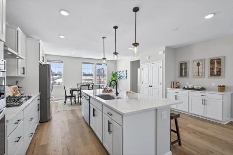 875 W Falls Passage Saint Paul MN 55116
