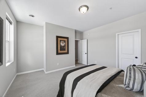 875 W Falls Passage Saint Paul MN 55116