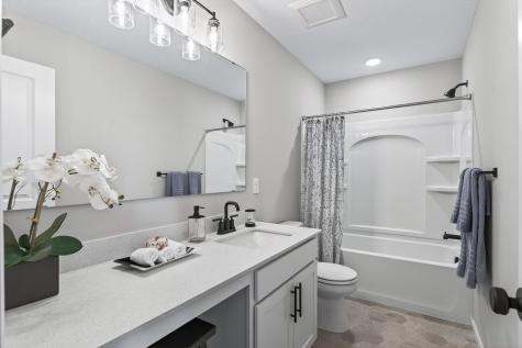 875 W Falls Passage Saint Paul MN 55116